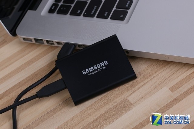 电脑USB 3.1连接器 电脑USB 3.1连接器